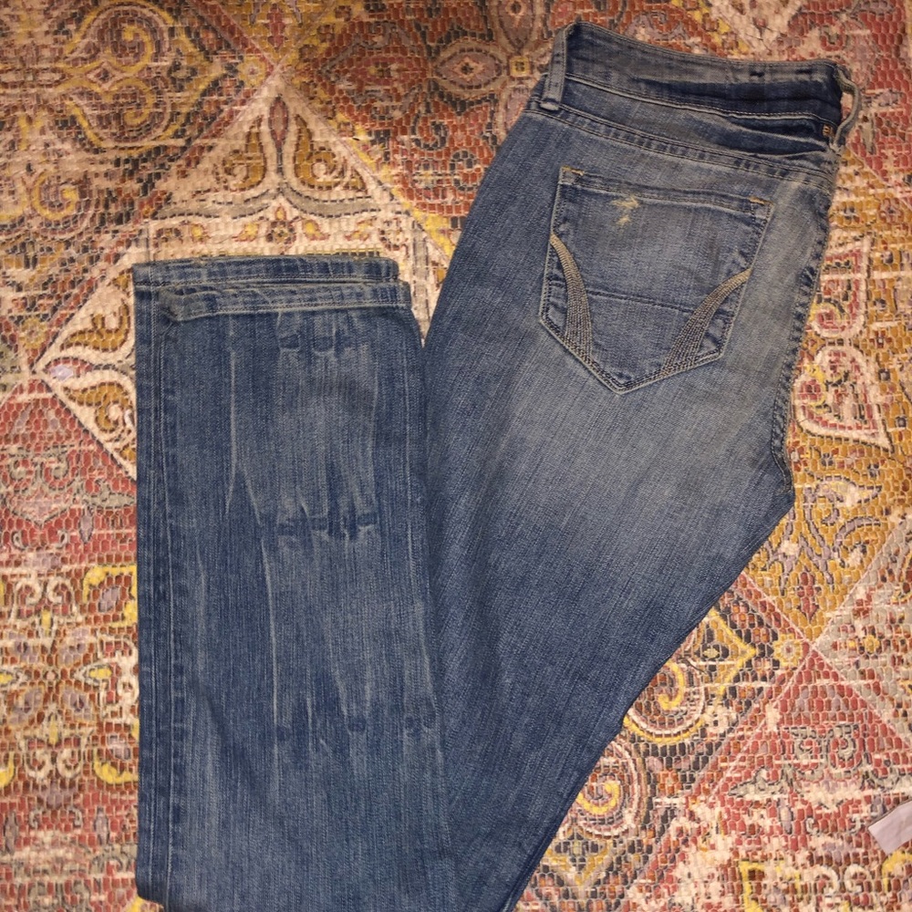 SOLD  Saints  27  L34  Jacks Place Jeans